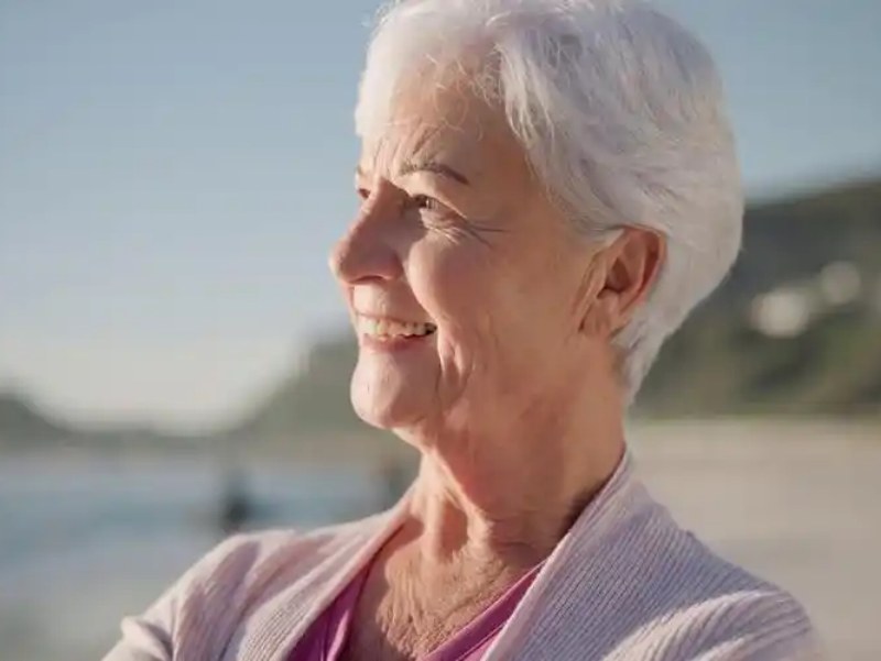 5 Benefits of Private Label Menopause Capsules for Small Batch Brands