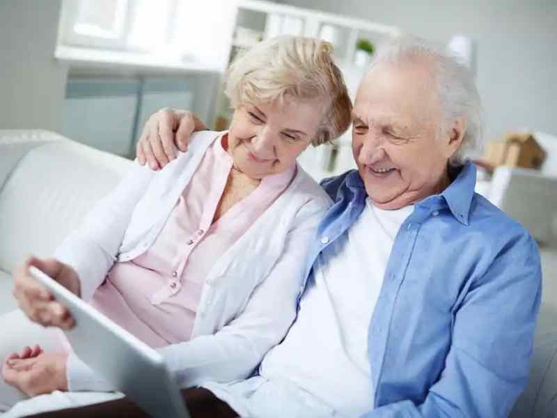 CoQ10 Formulations for Seniors: Ubiquinol Superiority & Enzyme Decline